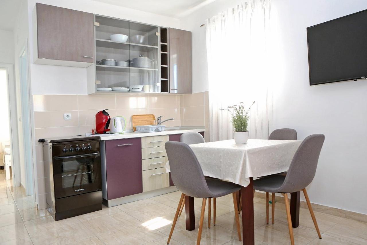 Apartmani Cili Miletici Eksteriør billede