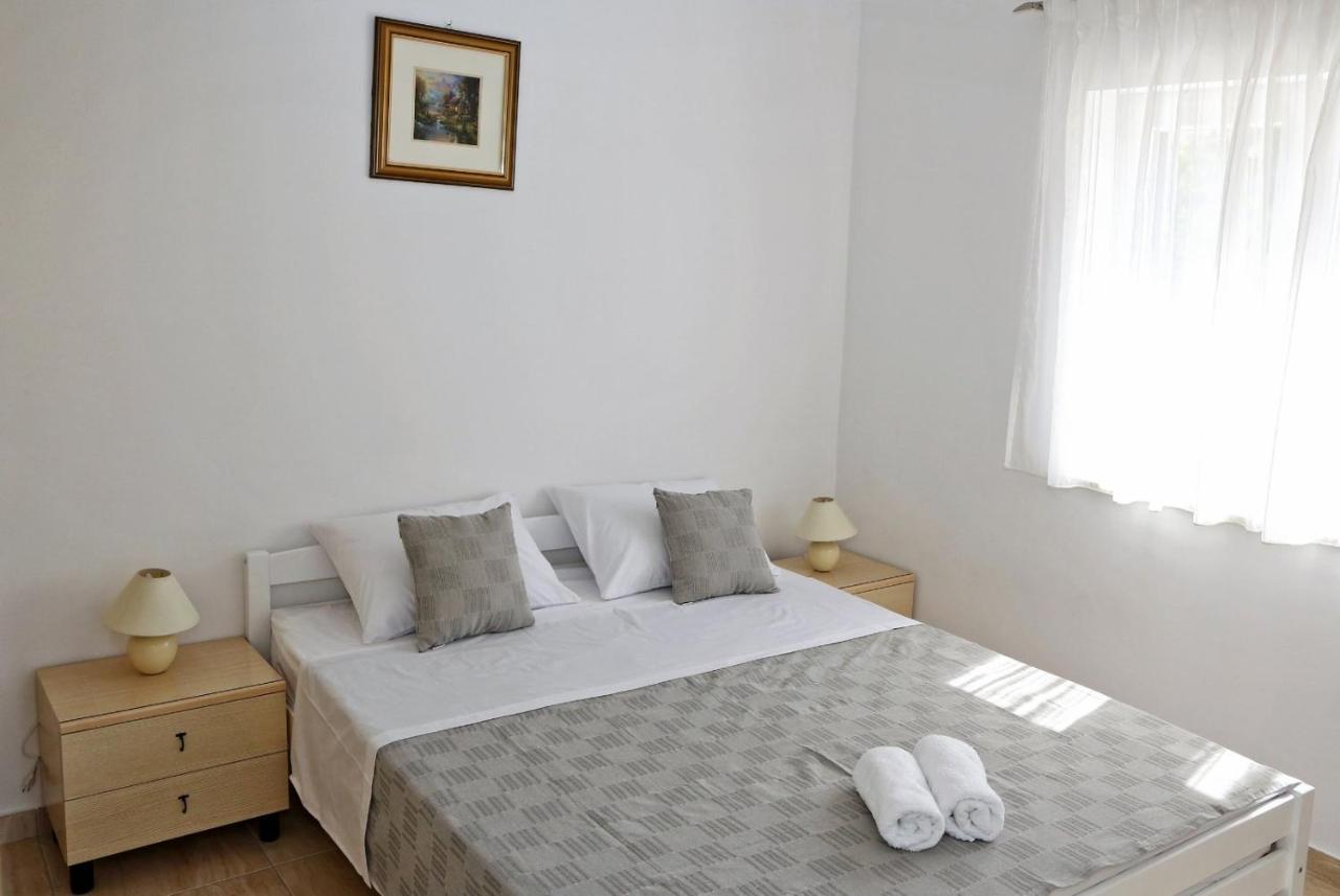 Apartmani Cili Miletici Eksteriør billede