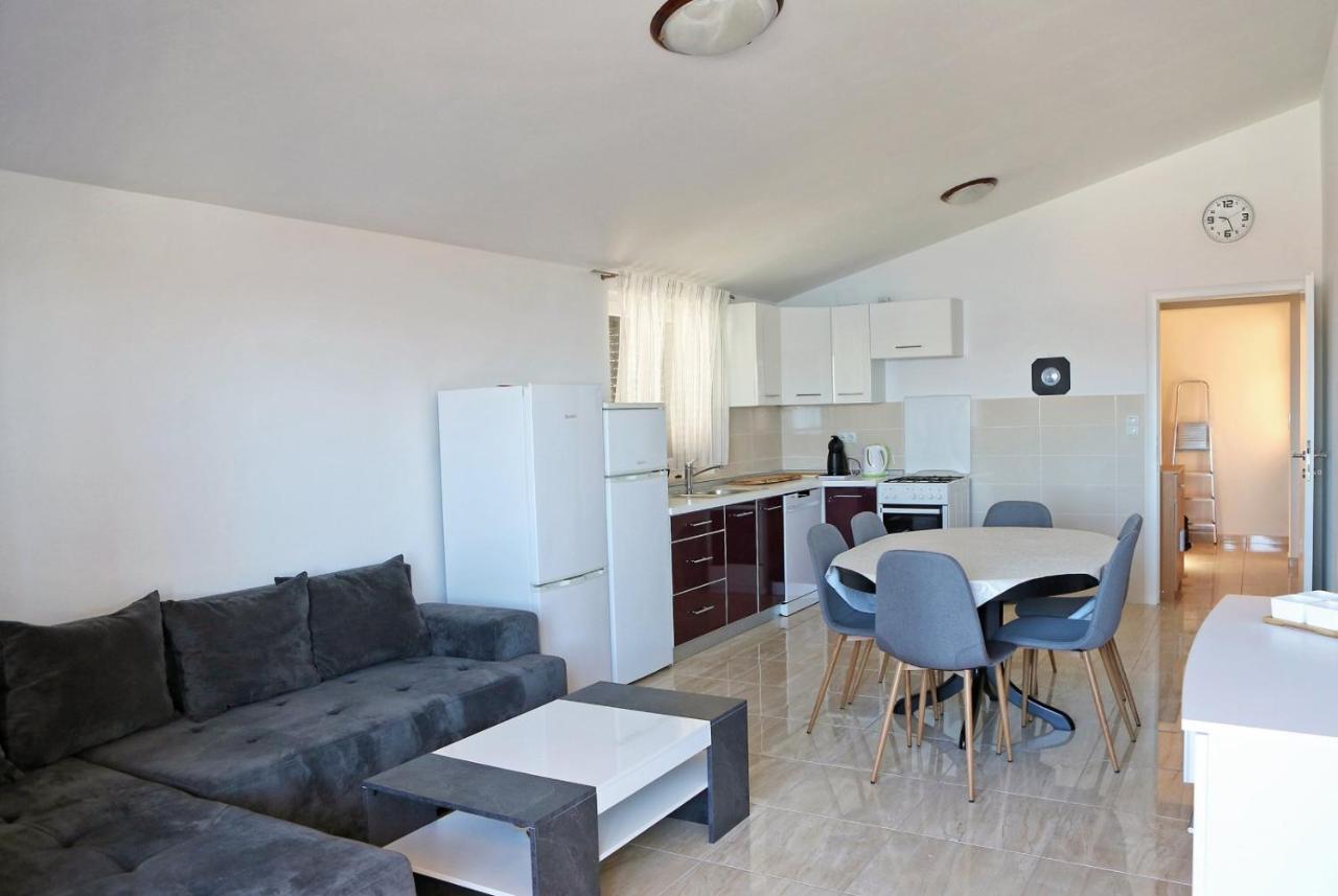 Apartmani Cili Miletici Eksteriør billede